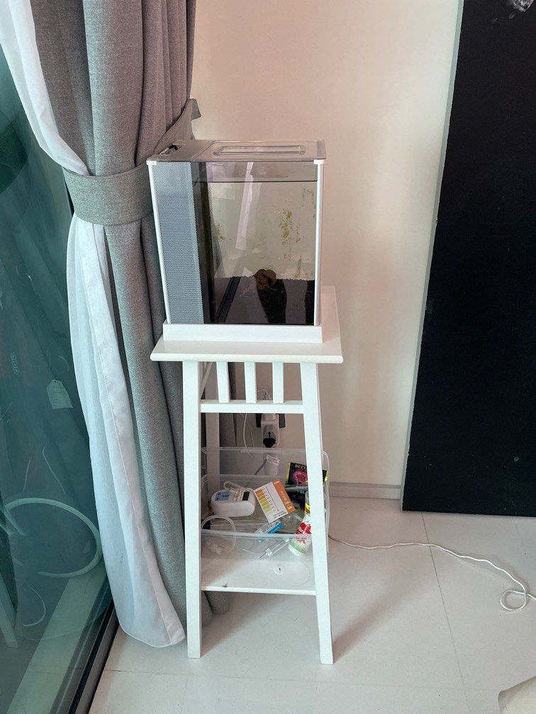 Fluval Fish tank, with ikea stand and fish accessory, Pet Supplies