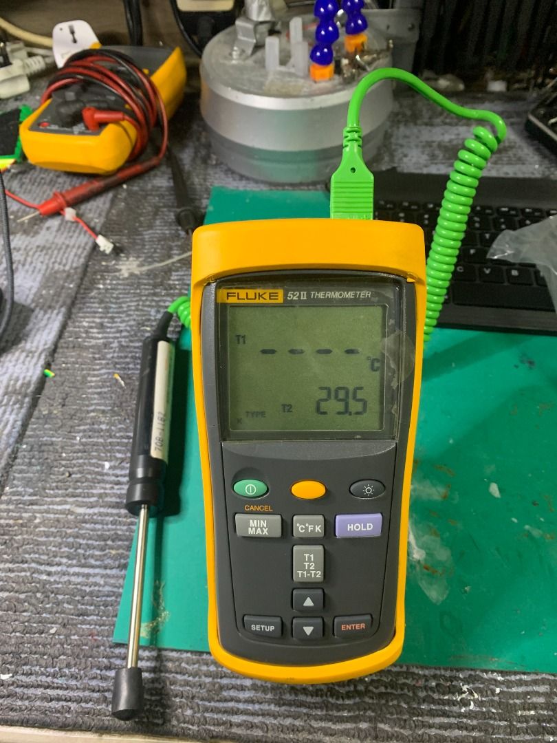 Dual Probe Thermometer, Fluke 52 II Dual Digital Thermometer