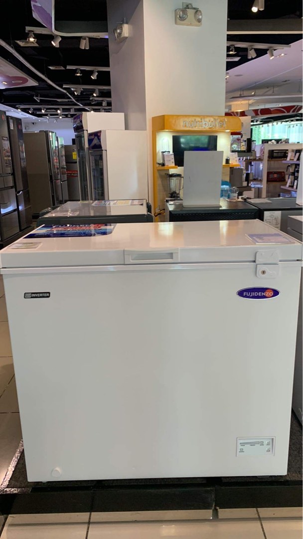 Fujidenzo IFC 70GDF 7cu.ft chest freezer, TV & Home Appliances, Kitchen
