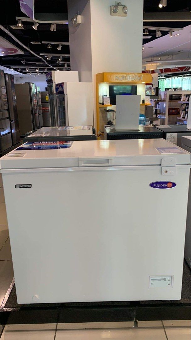 Fujidenzo IFC 70GDF 7cu.ft chest freezer, TV & Home Appliances, Kitchen Appliances