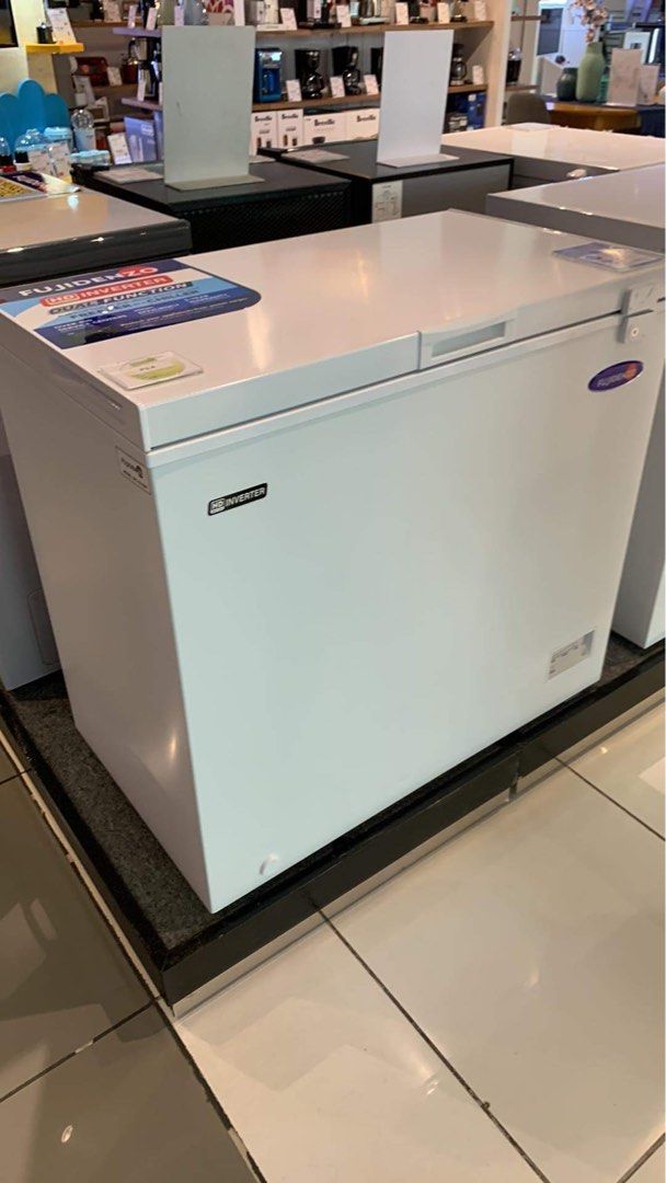 Fujidenzo IFC 70GDF 7cu.ft chest freezer, TV & Home Appliances, Kitchen