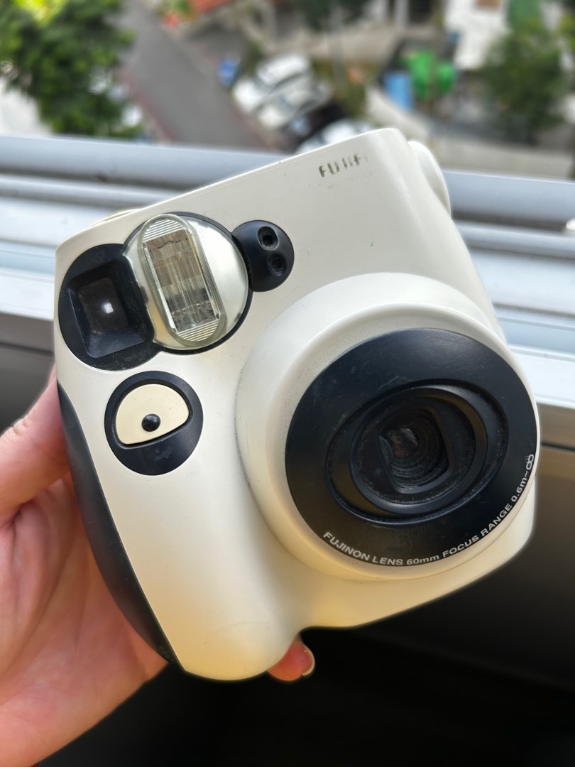 Fujifilm Polaroid Camera, Photography, Cameras on Carousell