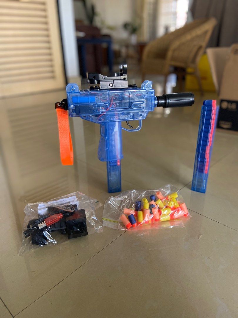 [Faulty] Fully Automatic Dart Blaster Uzi SMG, Hobbies & Toys, Toys & Games on Carousell