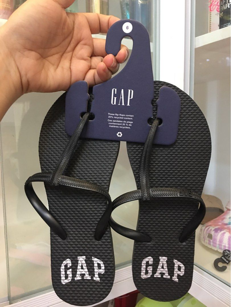 The gap hotsell slippers