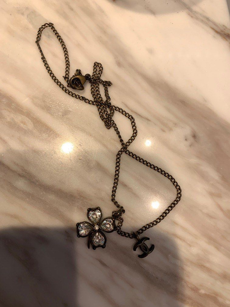 CHANEL CC Clover Charm Silver Chain Pendant Necklace | Clover charm, Chain  pendants, Silver chain