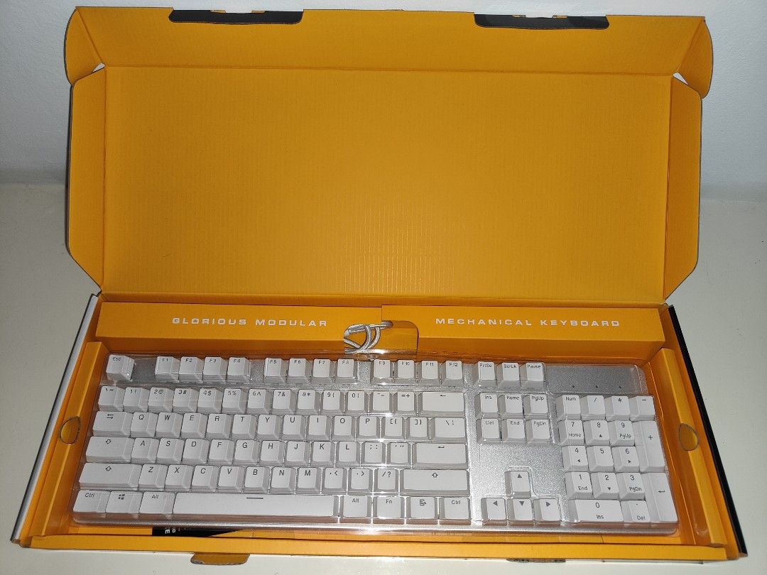 Glorious GMMK FullSize RGB Gaming Keyboard Brown Tactile Switch