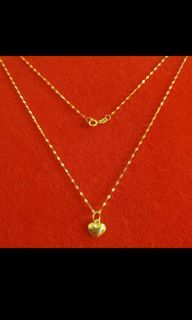 18k Gold necklace with pendant