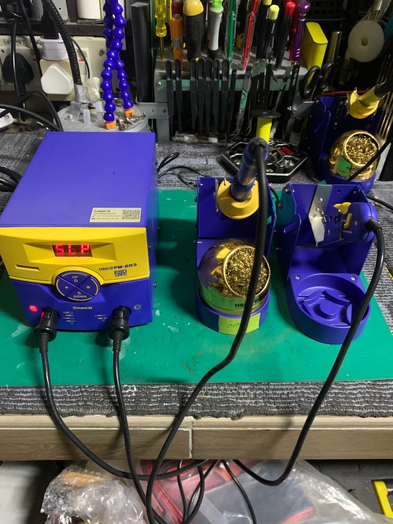HAKKO FM203 Soldering Station, Services, Electronics & Gadget Repairs