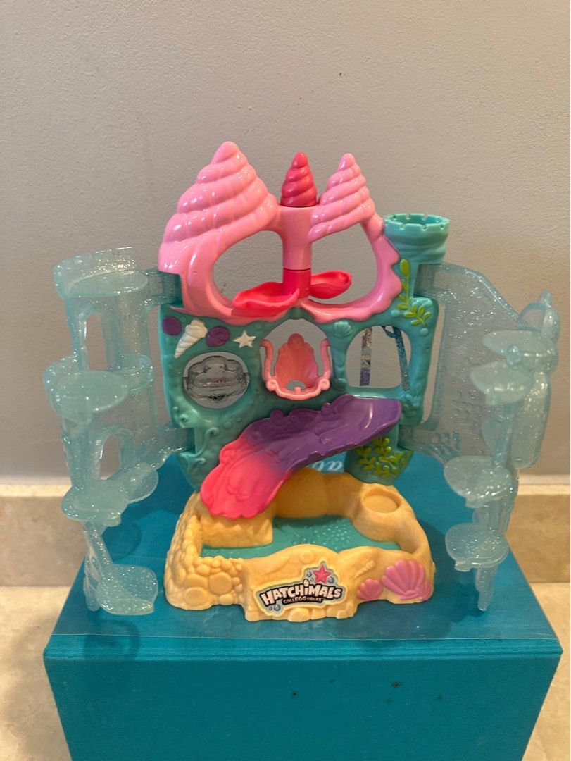 Hatchimals castle 2025 playset