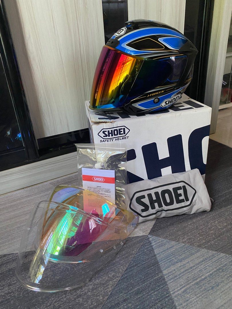 Gambar store helmet shoei