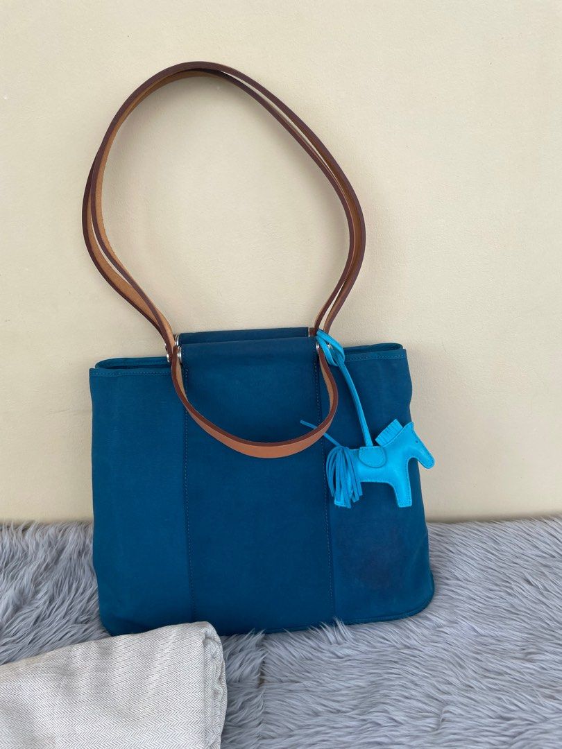 Hermes Cabag PM with Entrupy Certificate of Authenticity Luxury Bags