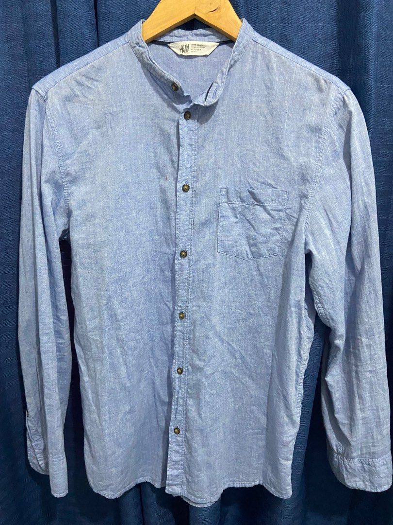 H&M Chinese Collar Polo (Category: Tshirts & Polo Shirts ) located in Quezon City. Submitted by nathanmacayanan (Listing ID 1215980213, Image 1). Description: .