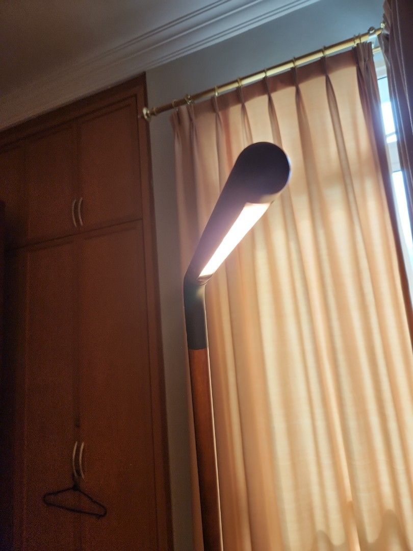 Hooga Pexton Dark Wood Standing Reading light, Furniture & Home