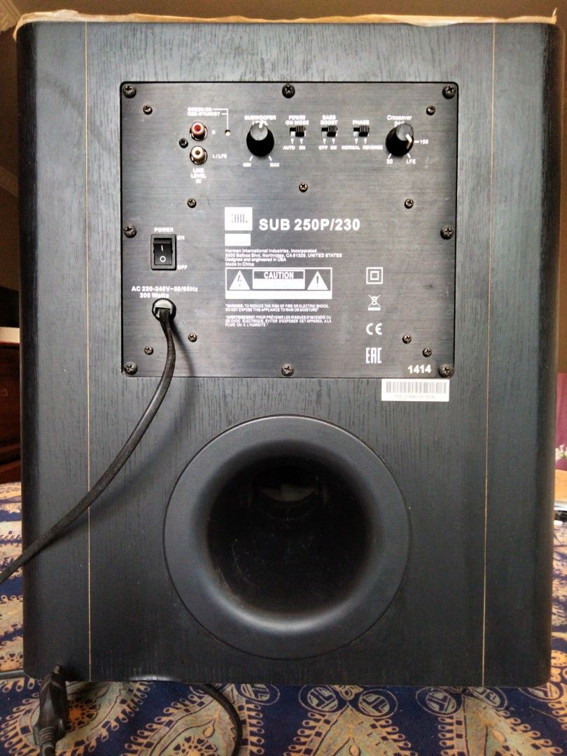 Adelaide Penge gummi forbundet JBL Subwoofer SUB 250/230, Audio, Soundbars, Speakers & Amplifiers on  Carousell