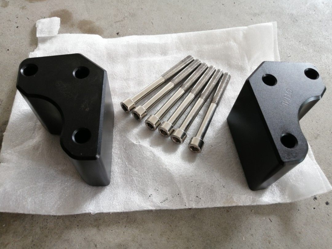 Kawasaki Gtr1400 handlebar riser Adapter, Motorcycles, Motorcycle