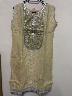 (Category: ) located in . Submitted by _razan_ (Listing ID 1215950518, Image 1). Description: .
