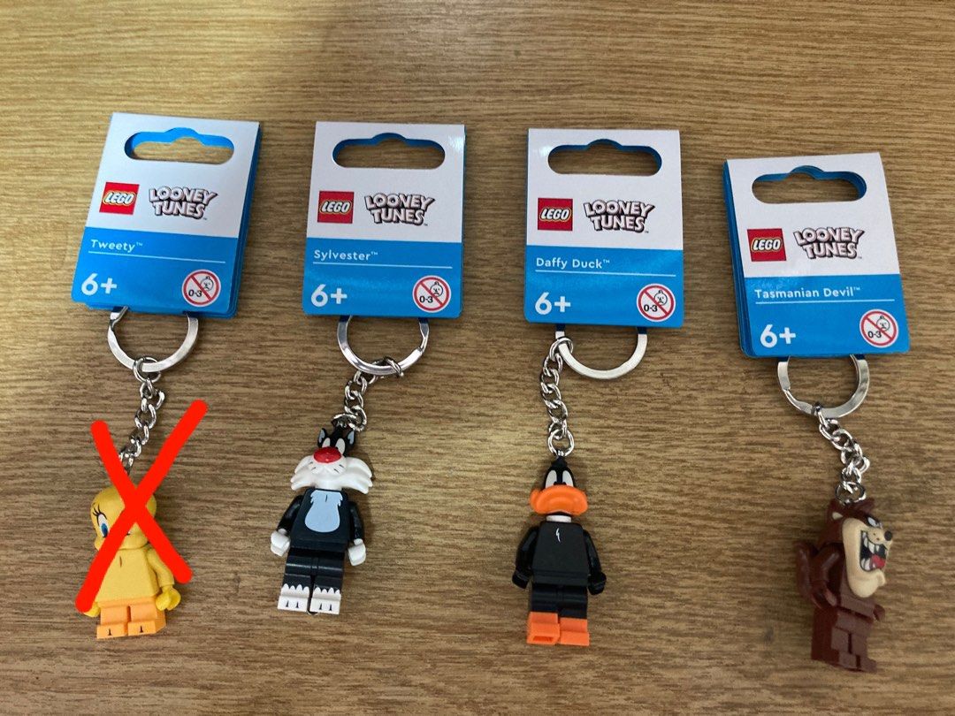 Lego Looney Tunes Keychains Sylvester, Tweety, Daffy Duck, Tasmanian