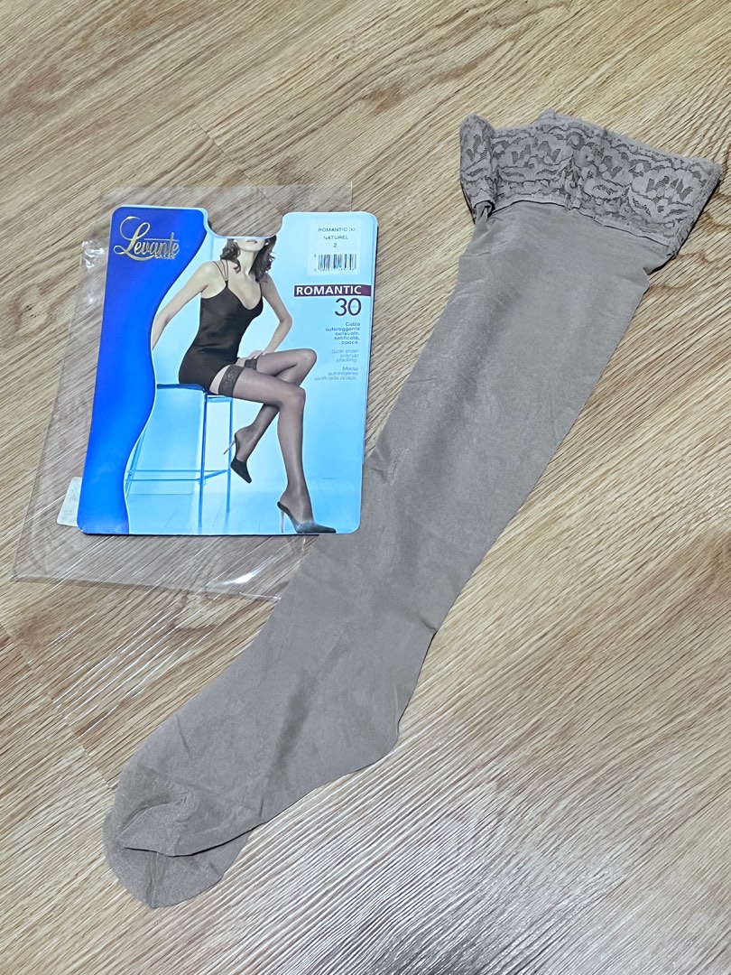 Levante wool stockings store