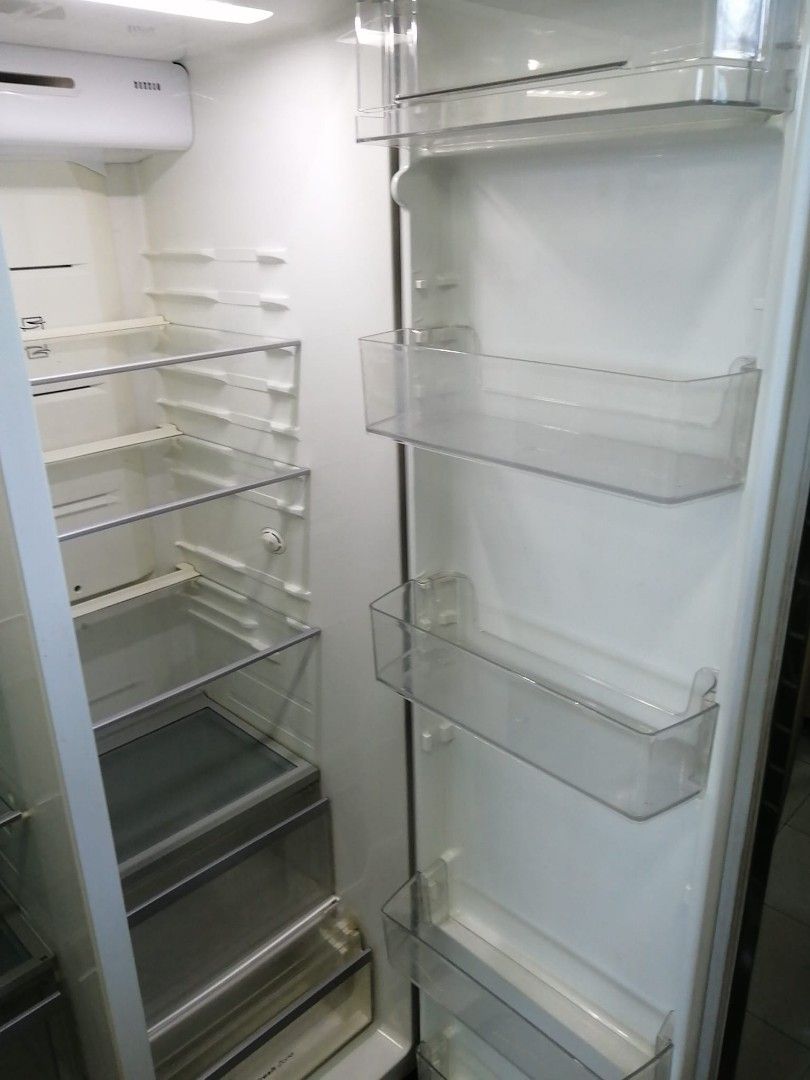 LG side by side doors, TV & Home Appliances, Kitchen Appliances