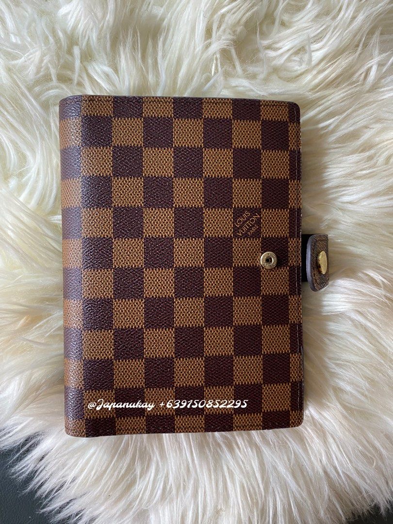 Royally Planned: Review of the Louis Vuitton MM Agenda