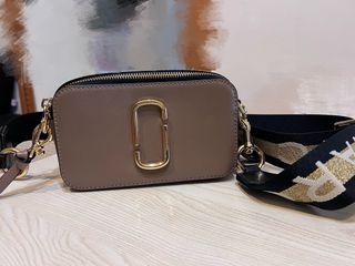 （分類：）位於 。 由 bbellacheung 提交（商品編號 1215924032，圖片 1）。簡介： 。