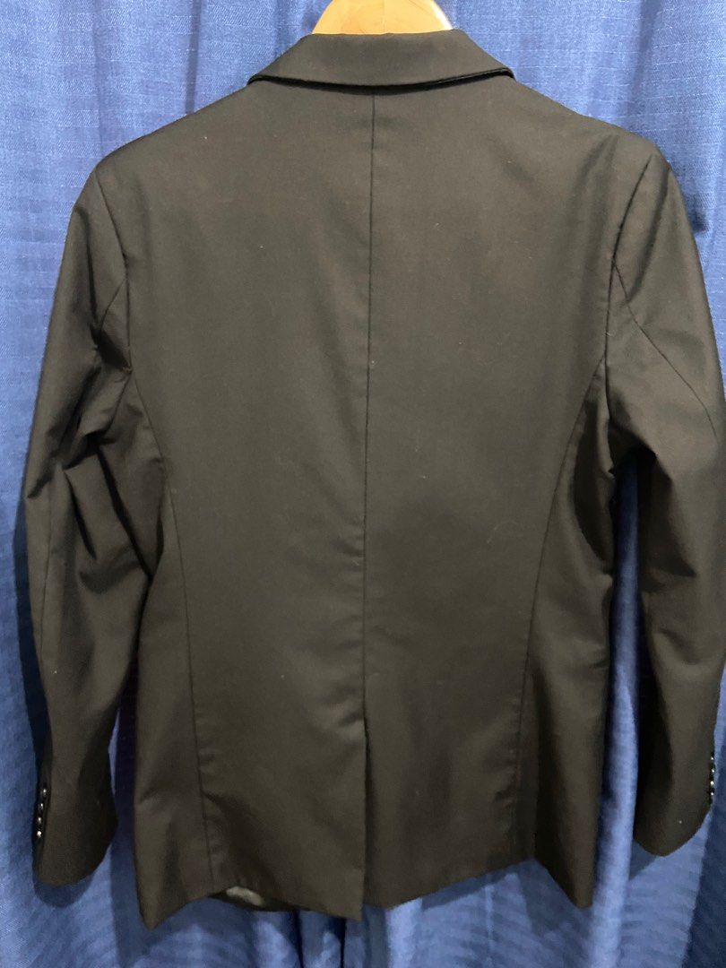 Markus Suit (Category: Coats, Jackets and Outerwear) located in Quezon City. Submitted by nathanmacayanan (Listing ID 1215979823, Image 3). Description: .