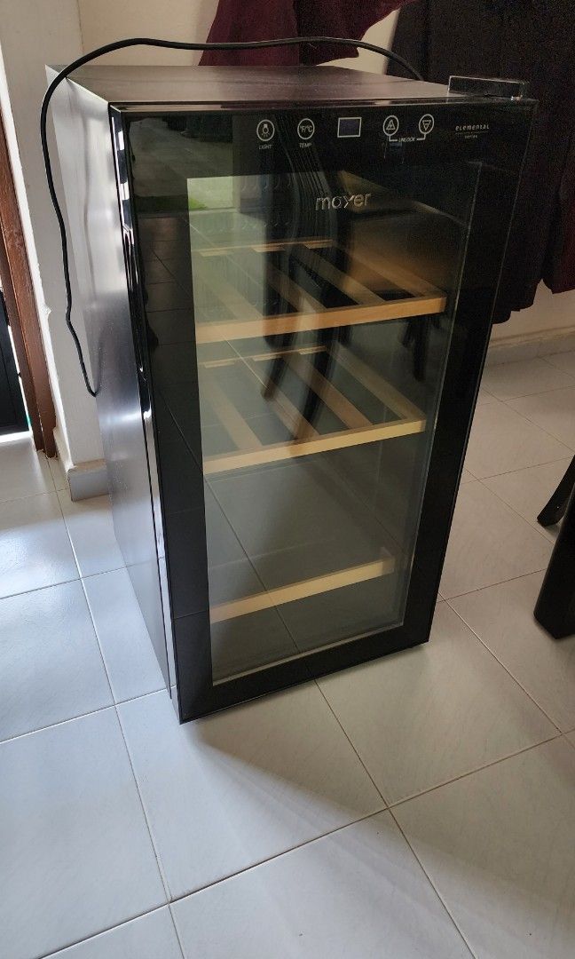 Mayer 28 bottle Wine Chiller, TV & Home Appliances, Kitchen Appliances