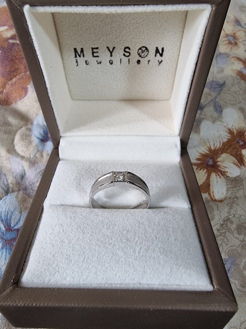 Meyson hotsell platinum ring
