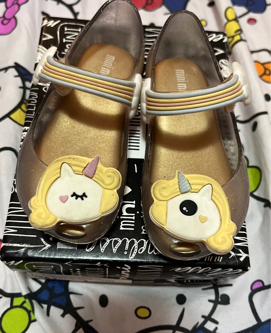 mini melissa unicorn size 10