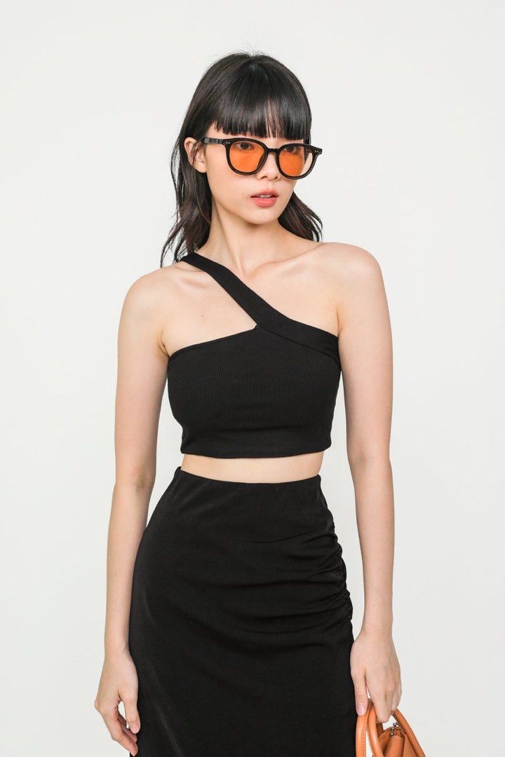 新品未使用です IRENE Asymmetry Lace Panel Jersey Tops www.arnotts