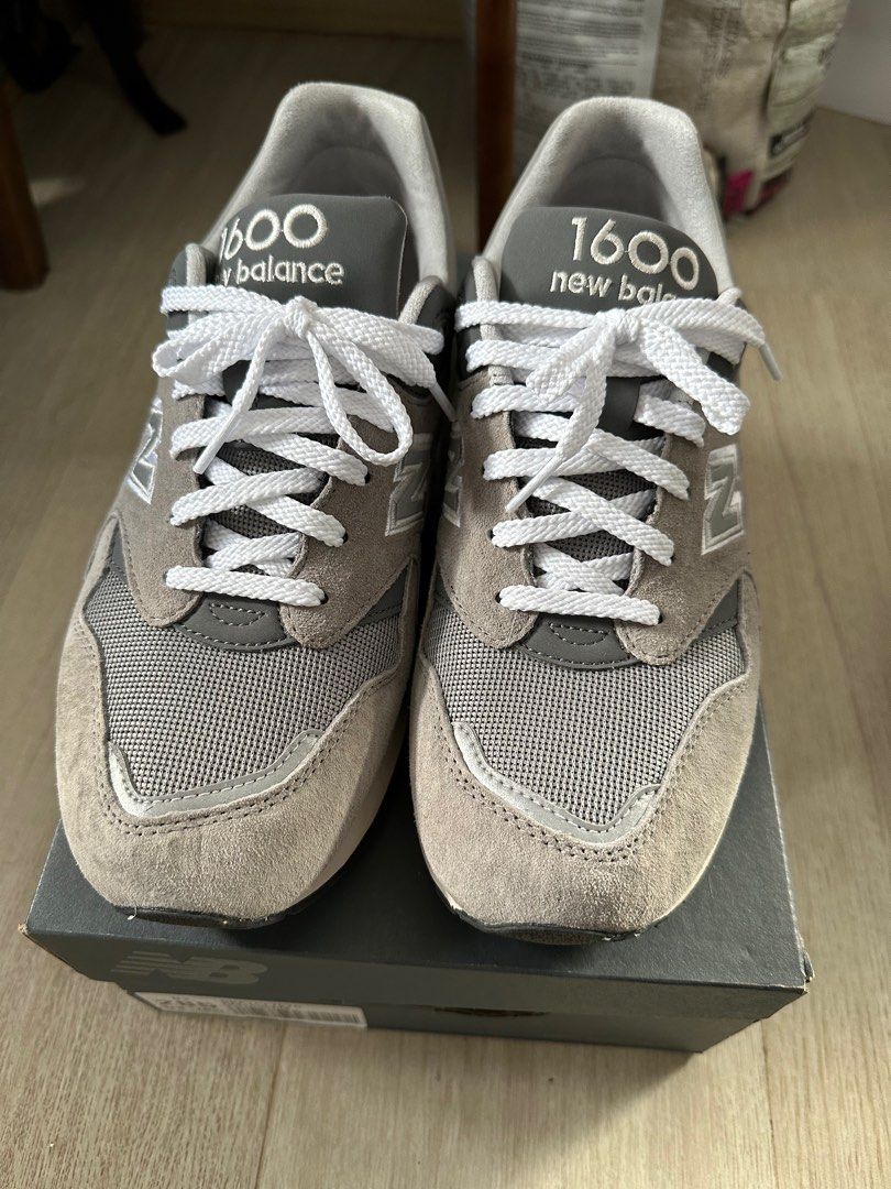 New Balance CM1600EM, 男裝, 鞋, 波鞋- Carousell
