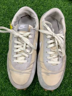Nike Daybreak