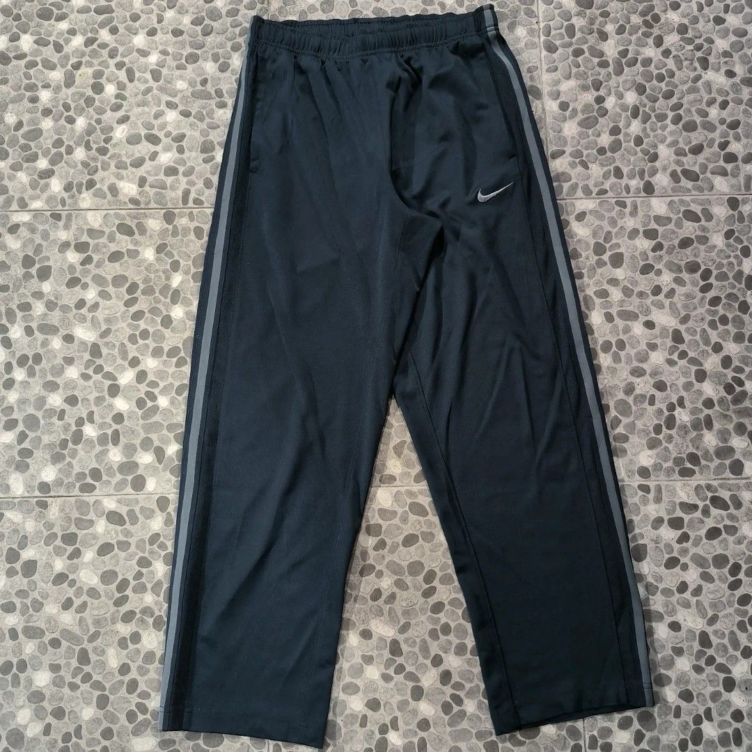 Buy black Track Pants for Women by NIKE Online | Ajio.com