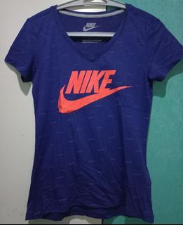 Nike V-neck shirt