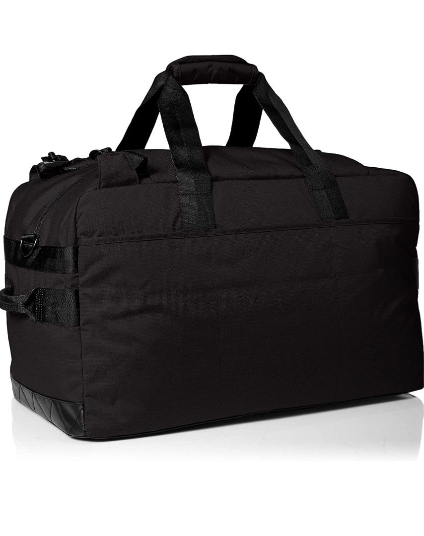 Oakley Utility Big Duffle Bag, Men's Fashion, Bags, Backpacks on Carousell