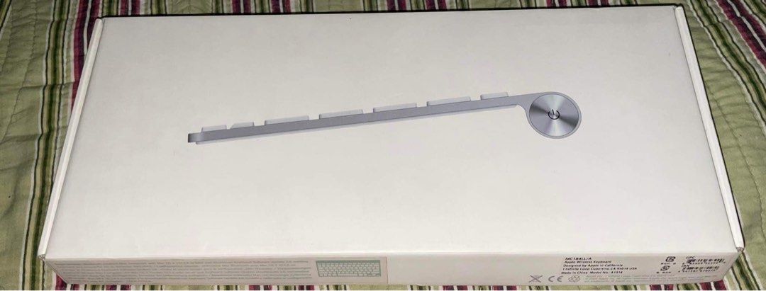 Original Apple Wireless Keyboard 1st Gen (Category: Computer Keyboard) located in Baliuag. Submitted by redexhilaration (Listing ID 1216046106, Image 1). Description: Original Apple Wireless Keyboard 1st Gen Used few times sa iPad before but not abused. Complete with box and manual ₱3,500 (fixed price. Auto pass sa lowballer) *Can provide video proof that it is ready to connect or the light indicator for connecting it is turned on. *SHIPPING FEE 