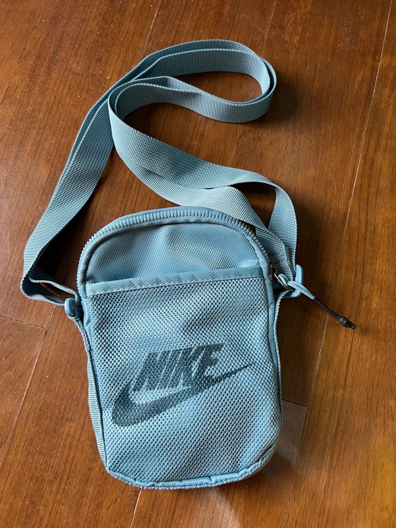 mens nike sling bag