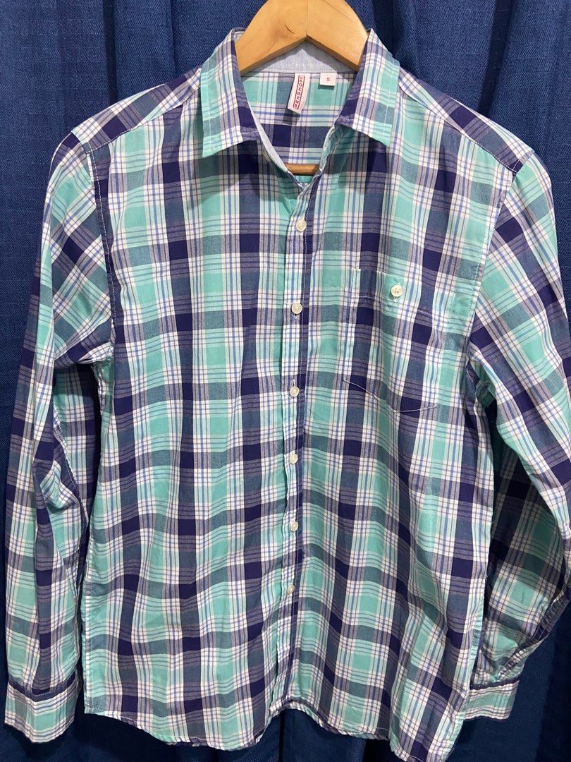 Penshoppe Longsleeve Polo (Category: Tshirts & Polo Shirts ) located in Quezon City. Submitted by nathanmacayanan (Listing ID 1215978345, Image 1). Description: .