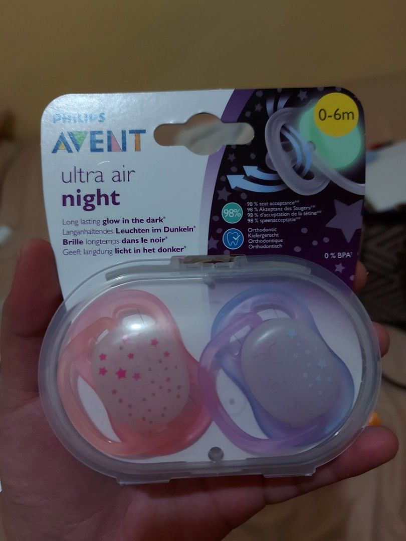 Philips Avent Ultra Night Air (Glow in the Dark) Pacifier, Babies