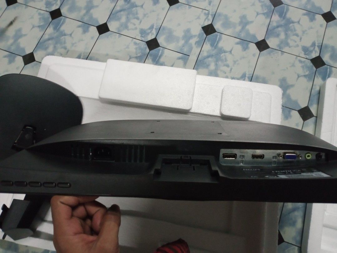 Philips Lcd Monitor, Computers & Tech, Parts & Accessories, Monitor ...