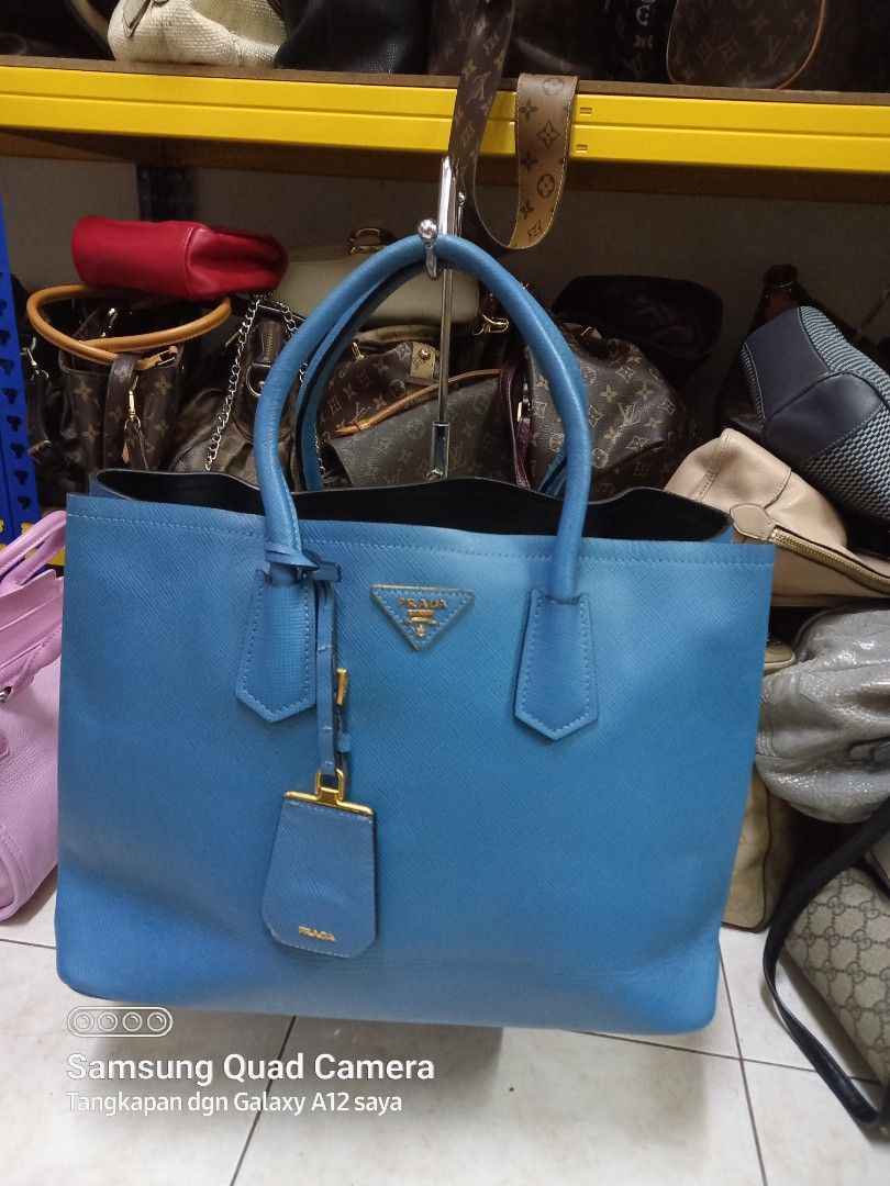 Prada handcary safiano leather factory code serial number, Women's Fashion,  Bags & Wallets, Shoulder Bags on Carousell