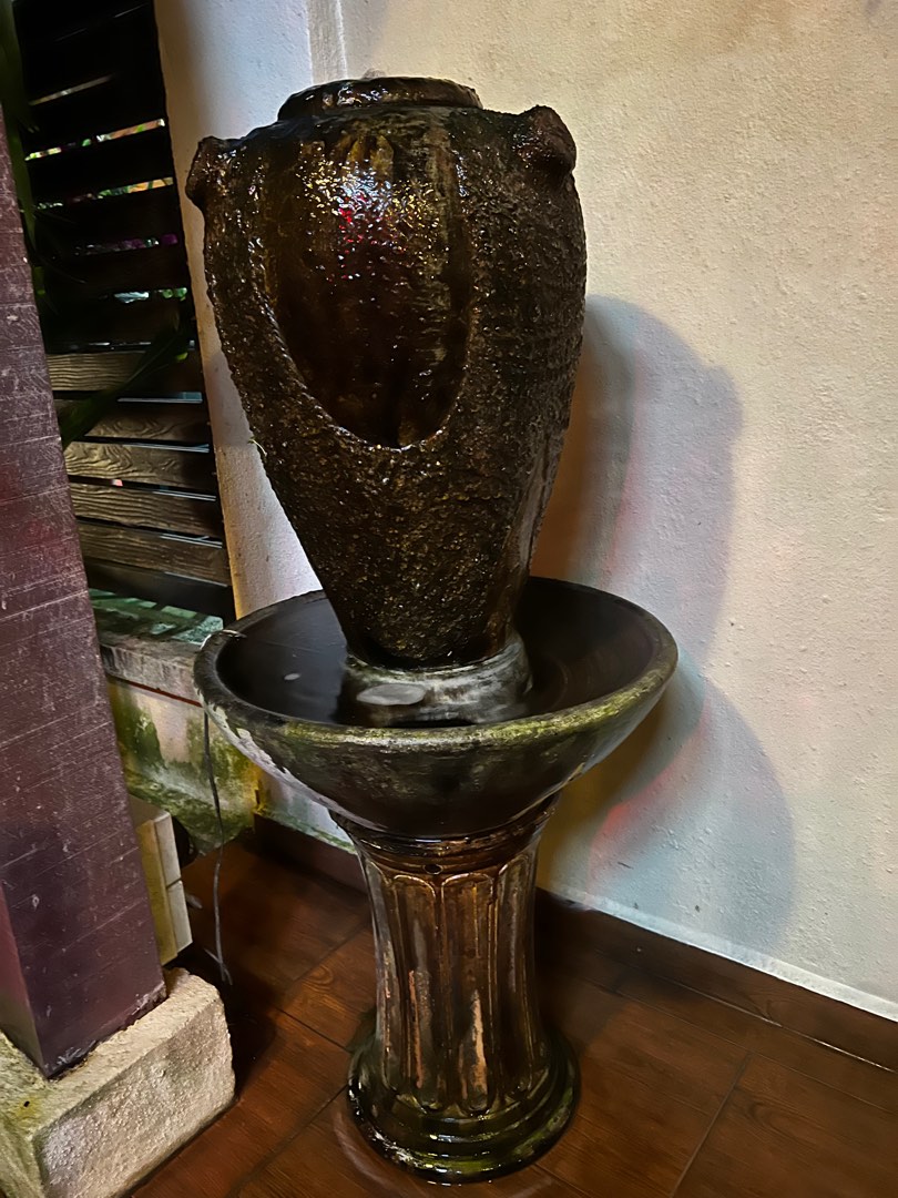 Preloved Garden Fountain, Furniture & Home Living, Gardening, Pots