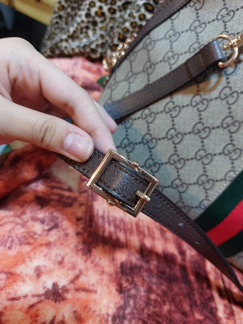 Preloved Gucci alma bag 27cm (Category: Luxury Bags & Wallets) located in Cebu City. Submitted by day.98 (Listing ID 1216003774, Image 3). Description: selected from japan surplus pvc leather genuine leather no flaws coded with dust bag.
