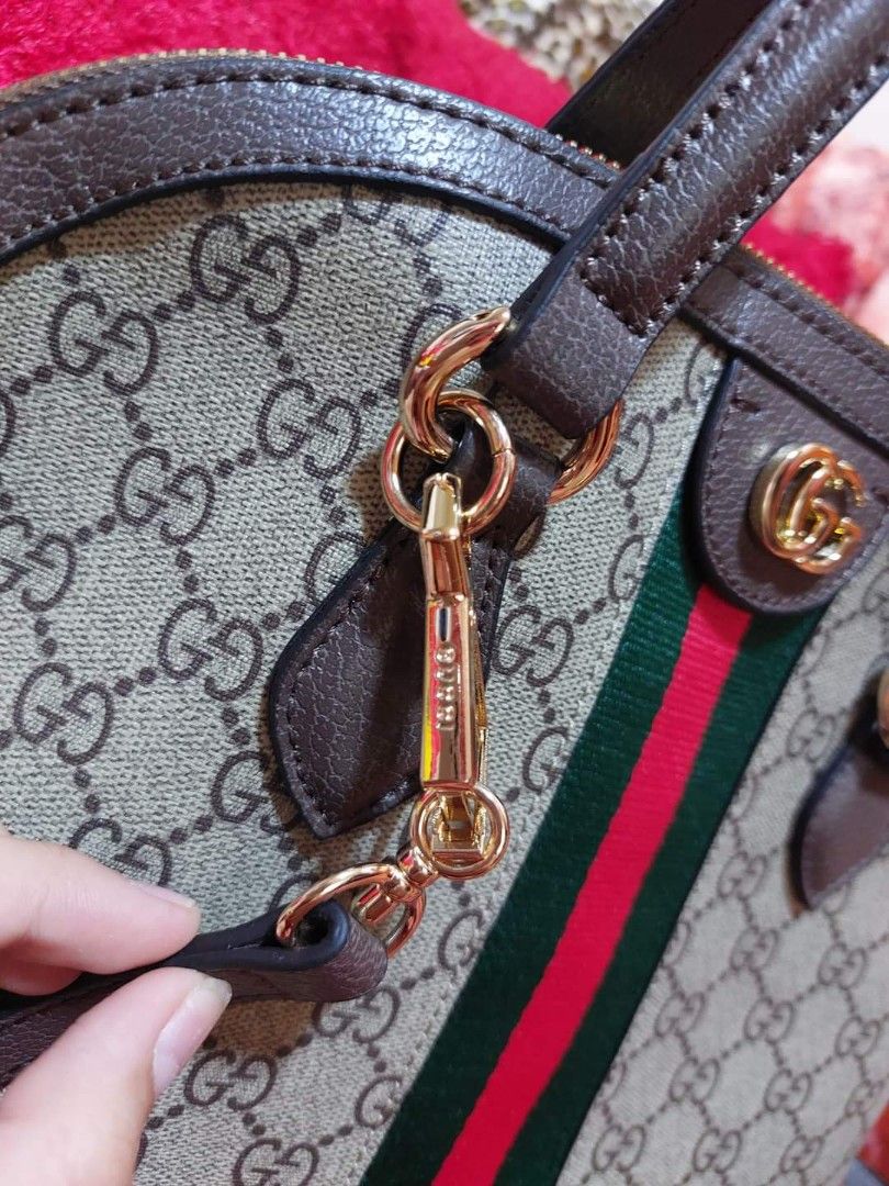 Preloved Gucci alma bag 27cm (Category: Luxury Bags & Wallets) located in Cebu City. Submitted by day.98 (Listing ID 1216003774, Image 2). Description: selected from japan surplus pvc leather genuine leather no flaws coded with dust bag.