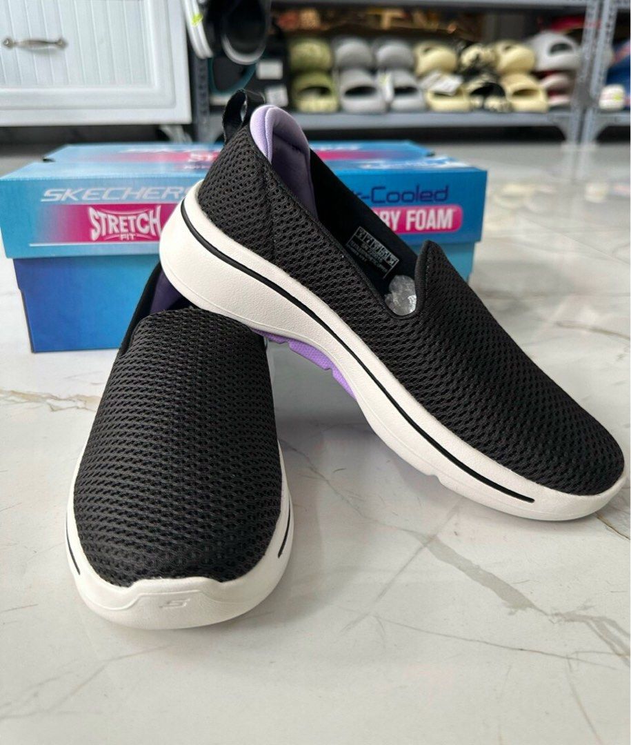 Pre Order New Original SKECHERS Women Sneakers Shoes