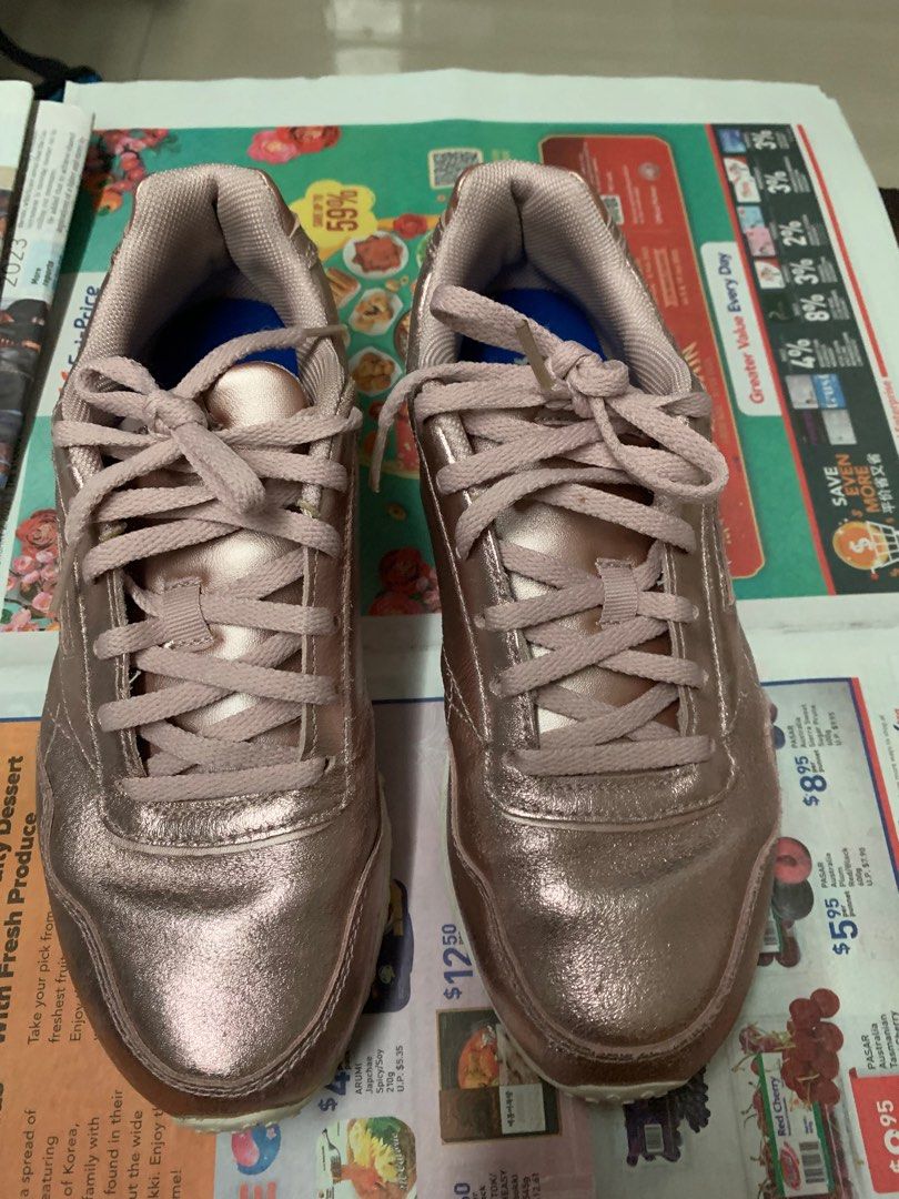 Reebok shimmer hotsell