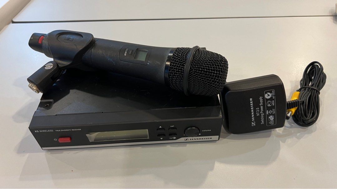 Sennheiser Wireless Mic, Audio, Microphones on Carousell