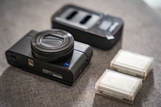 Sony RX100 IV / RX100M4