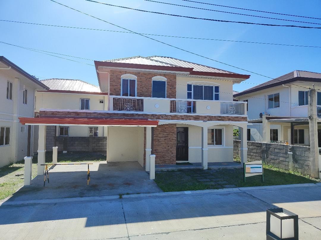 2 Carport Single Detached 4 bedrooms House and lot in San Fernando ...