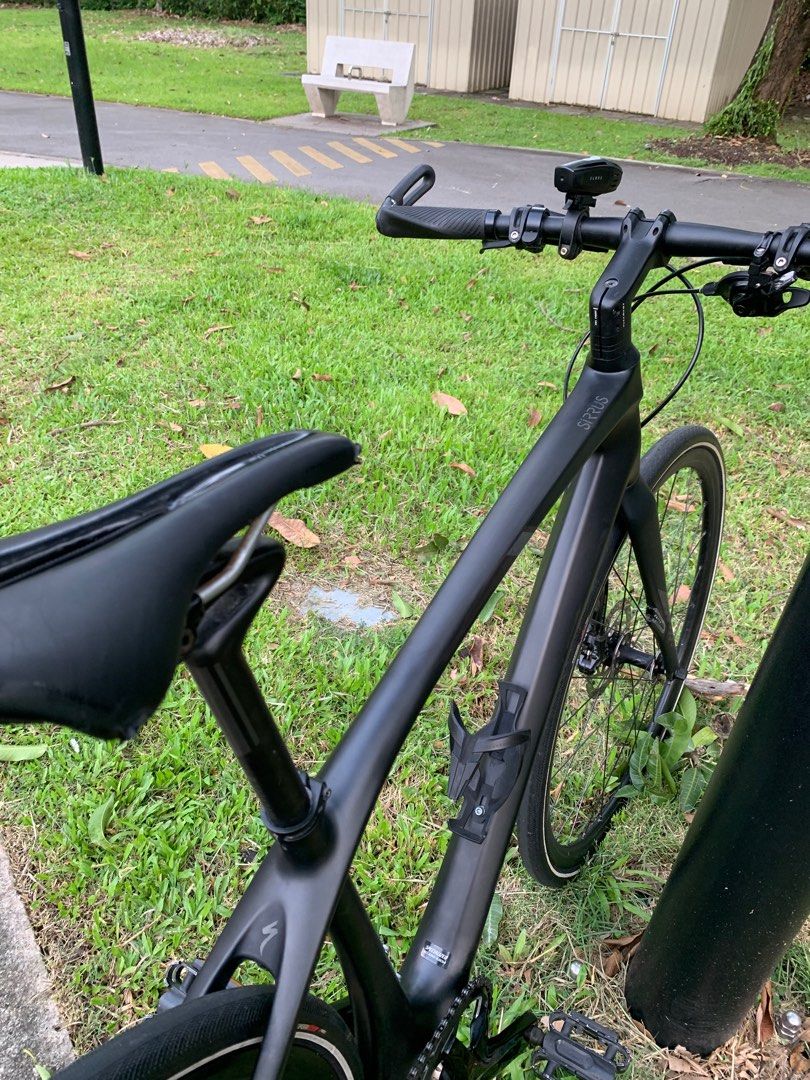 Specialized sirrus expert carbon hybrid bike hot sale